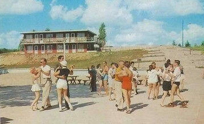 Sojourn Lakeside Resort (Gay El Rancho Ranch, El Rancho Stevens Ranch) - Vintage Postcard (newer photo)